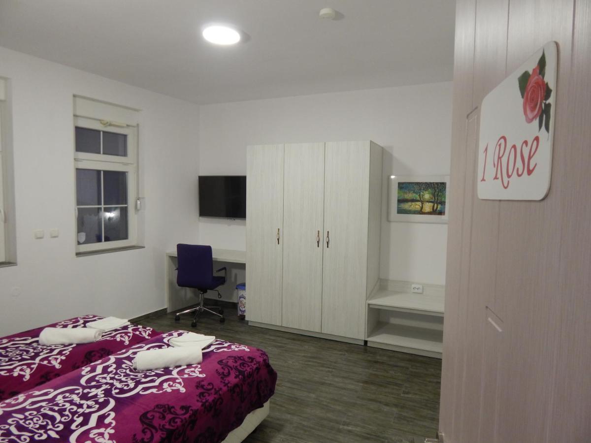 Hotel Red House Kiustendił Zewnętrze zdjęcie