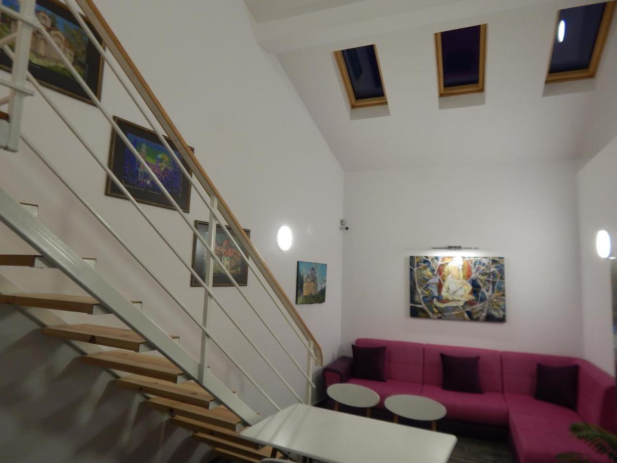 Hotel Red House Kiustendił Zewnętrze zdjęcie
