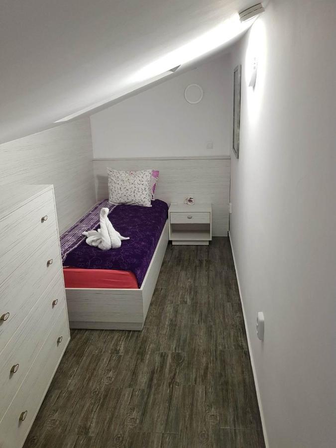 Hotel Red House Kiustendił Zewnętrze zdjęcie